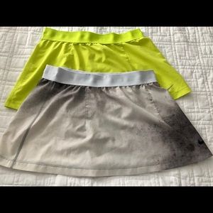 Nike Dry Fit skirts. Size med. like new,